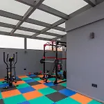 Rooftop Pool, Bright & Cozy Apartment In City Center